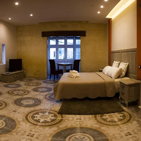 Casa Azzopardi 招待所 4*