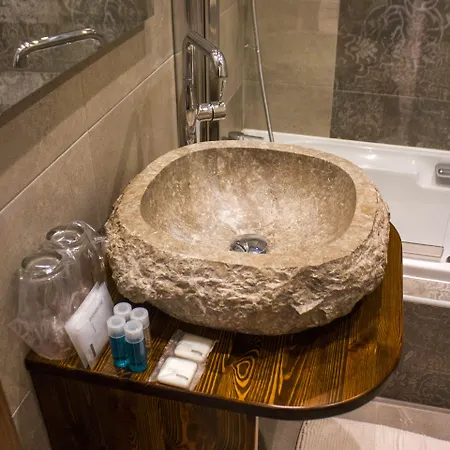 Casa Azzopardi 招待所 4*