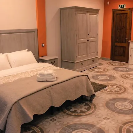 Casa Azzopardi 招待所 4*