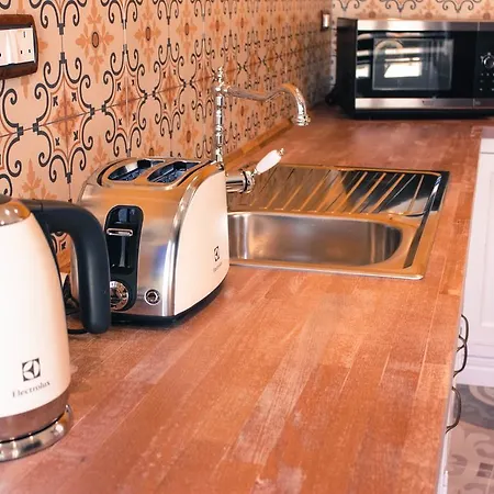 Casa Azzopardi 招待所 4*