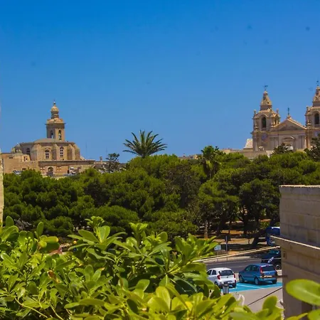 Casa Azzopardi Pensiune