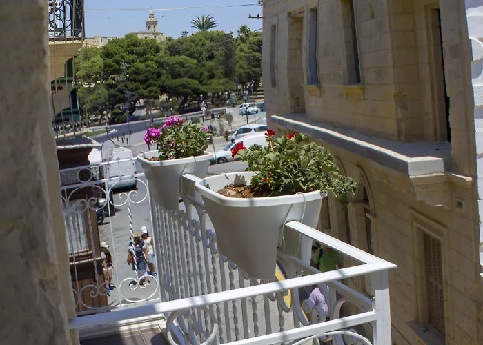 Casa Azzopardi 招待所 4*